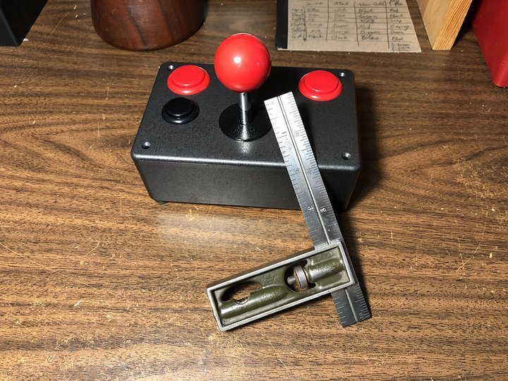 爲老式遊戲機做搖桿的人