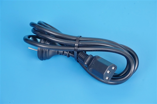 技嘉AORUS FI32U圖賞:4K/144Hz HDR屏 HDMI2.1接口